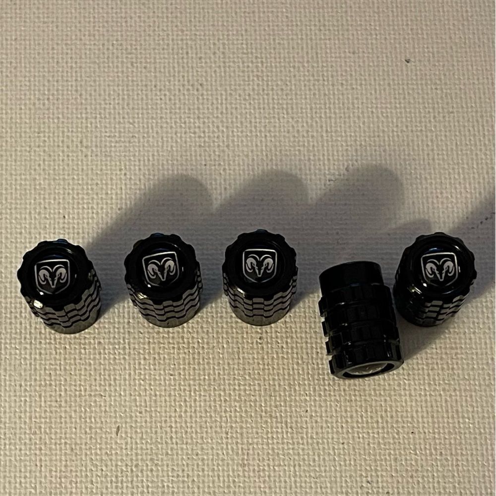 Dodge Logo Valve Stem Caps in Black set of 5  NWT